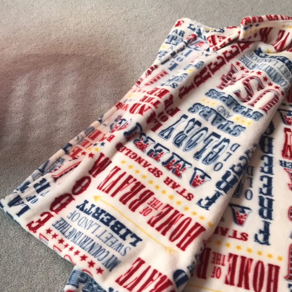 Patriotic Fleece Throw Blanket
